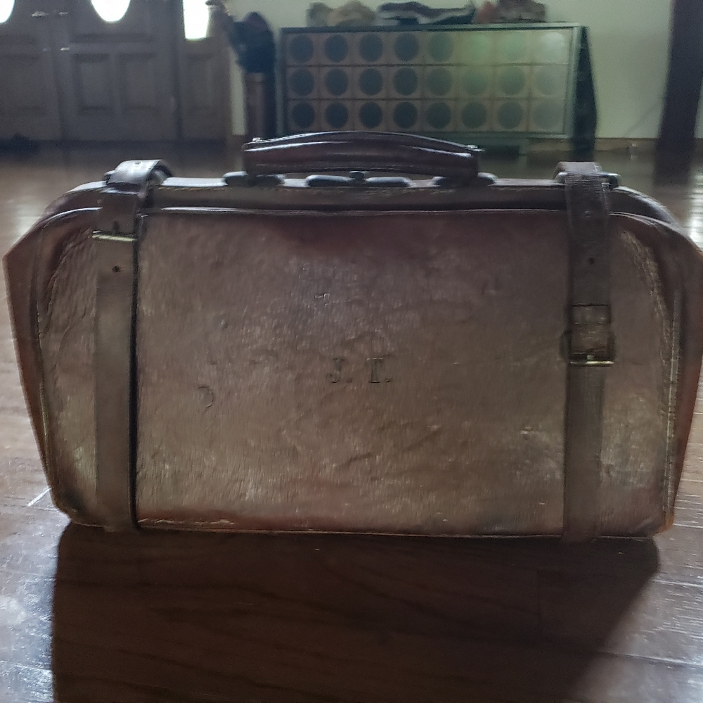 Vintage leather briefcase